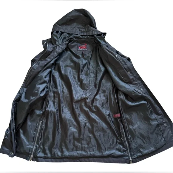 Rain Jacket Women’s- Medium - Picture 4 of 7